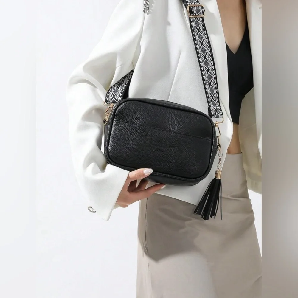 New Crossbody Bag, Shoulder Bag - Picture 4 of 5